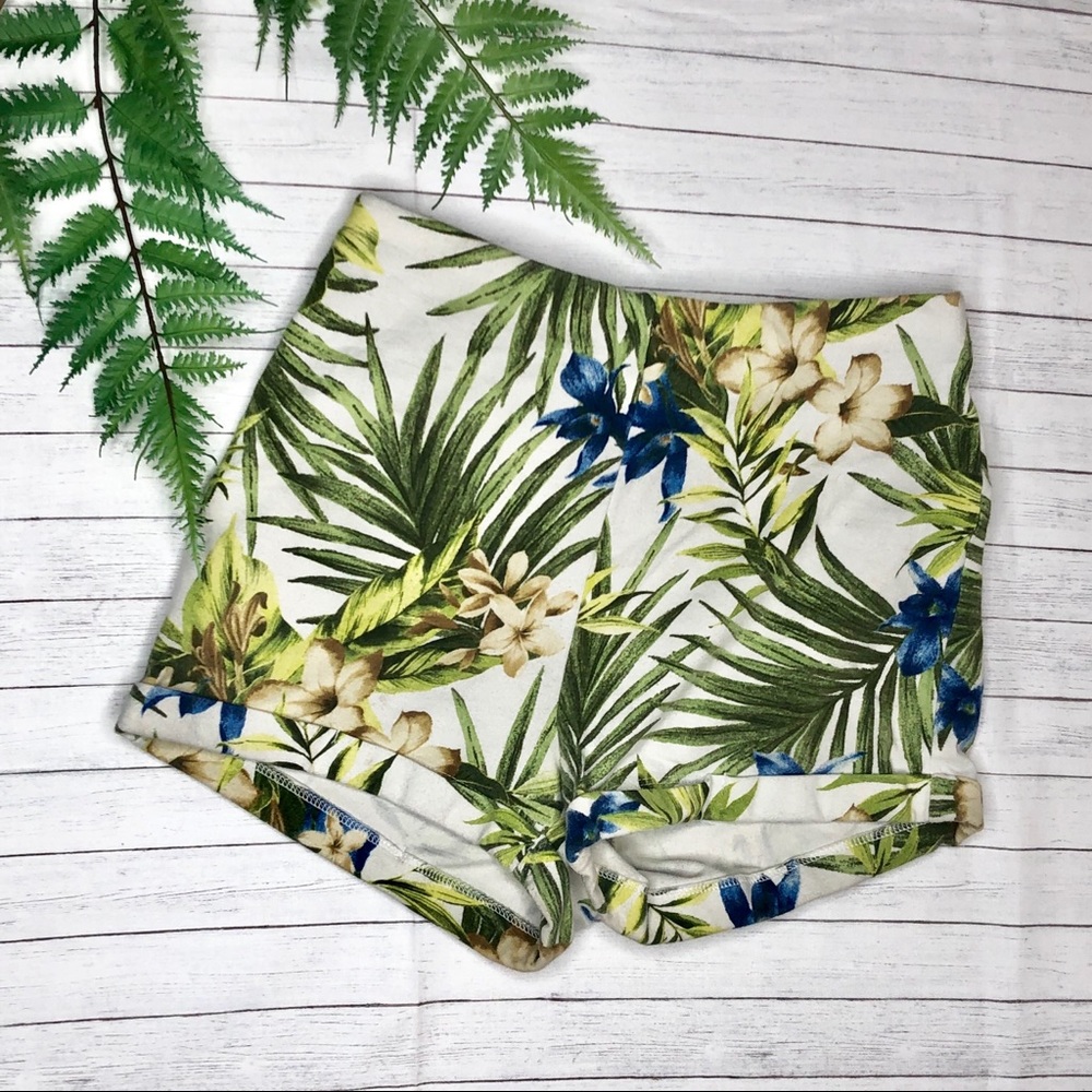 Forever 21 Tropical High Waist Shorts - Small